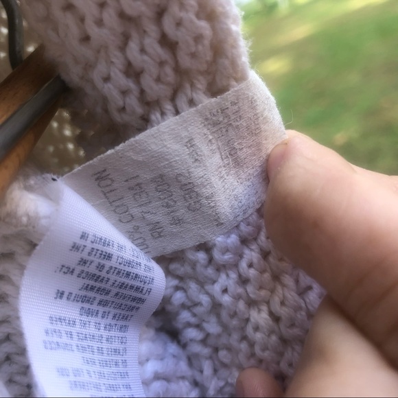 SOLD-Vintage L.L. Bean 100% cotton cardigan made in USA - Picture 5 of 14